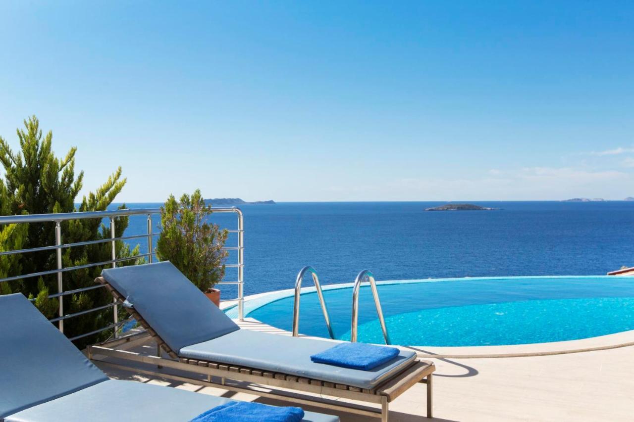 Iskenderun Villa Sleeps 10 With Pool And Air Con Yenikoy  Exterior photo